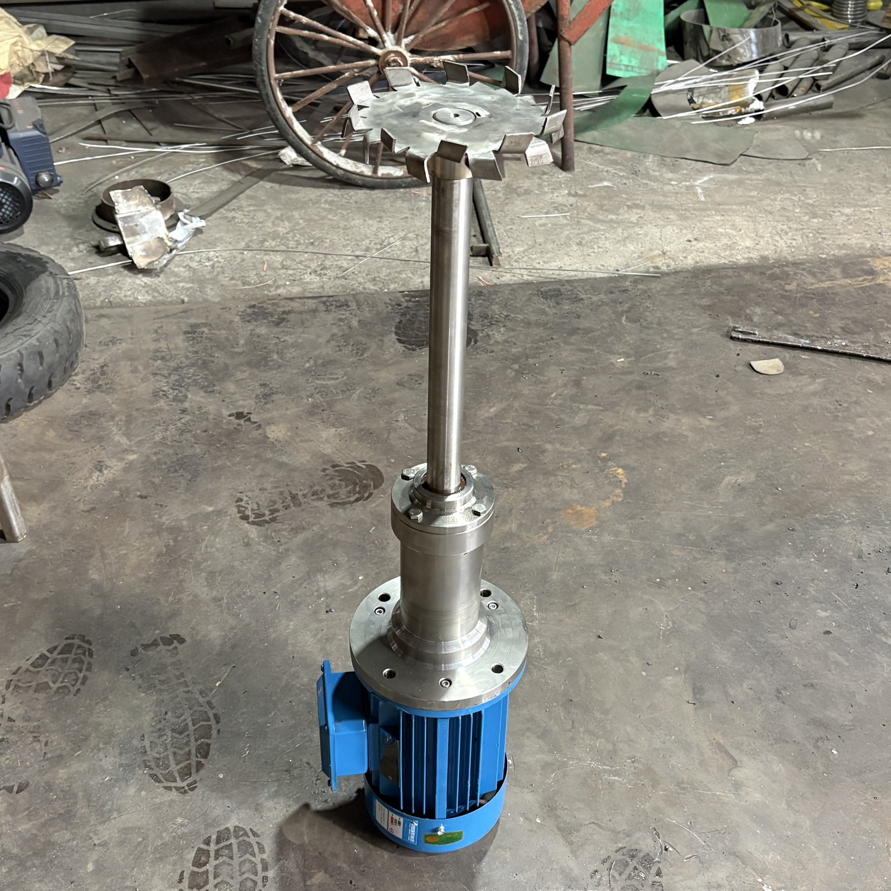 Dispersing Machine